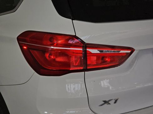 Used 2021 BMW X1 xDrive28i w/ Convenience Package AWD/4WD image 28