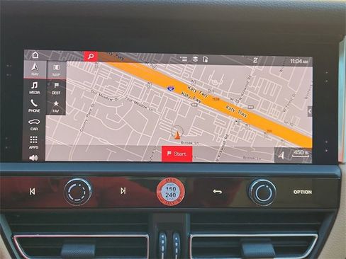 Used 2022 Porsche Macan Base image 14