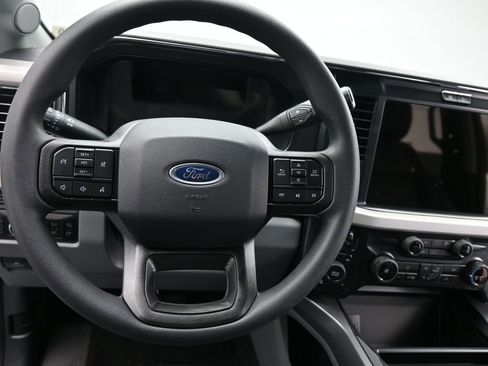 New 2026 Ford F250 XLT w/ XLT Premium Package image 13