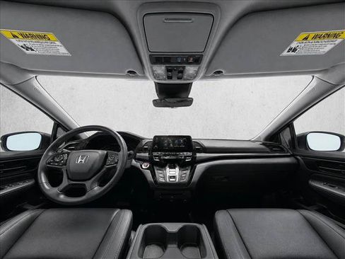 Used 2024 Honda Odyssey Touring image 18