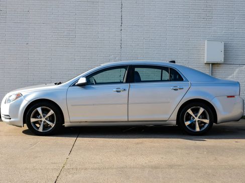 Used 2012 Chevrolet Malibu LT FWD image 9