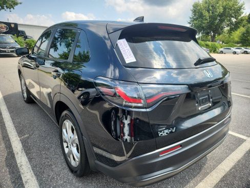Certified 2024 Honda HR-V LX image 3