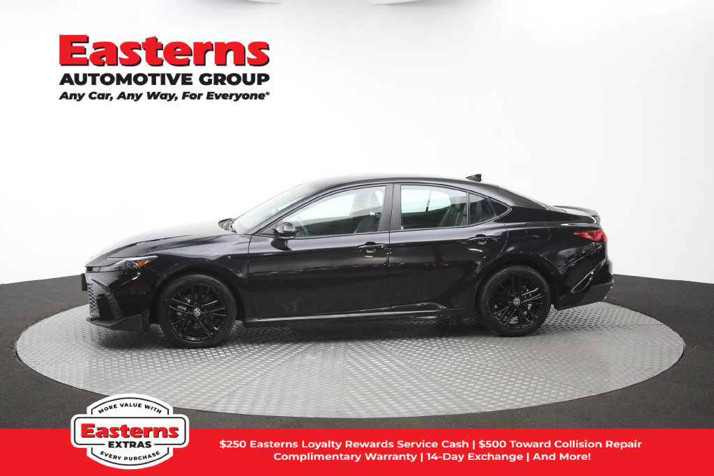Used 2025 Toyota Camry SE FWD image 60