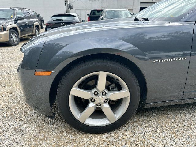 Used 2010 Chevrolet Camaro LT RWD image 36
