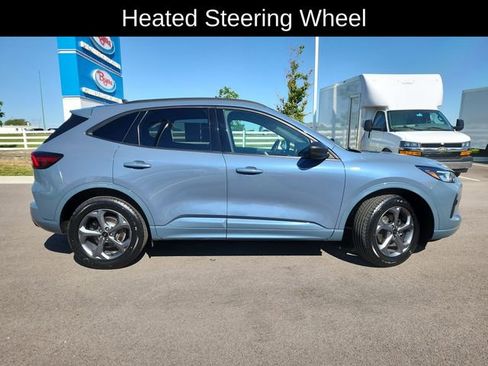 Used 2023 Ford Escape ST-Line w/ Tech Pack #1 AWD/4WD image 11