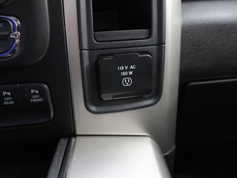 Used 2019 RAM 1500 Big Horn image 44