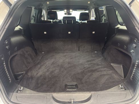 Used 2018 Jeep Grand Cherokee Altitude image 29