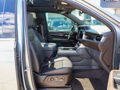 Used 2022 GMC Yukon Denali AWD/4WD image 33