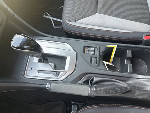 Used 2019 Subaru Crosstrek 2.0i Premium image 12