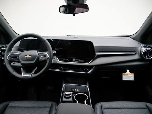 New 2026 Chevrolet Equinox LT w/ Convenience Package II image 27