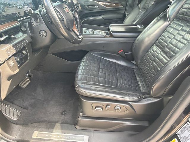 Used 2021 Cadillac Escalade Sport Platinum AWD/4WD image 9