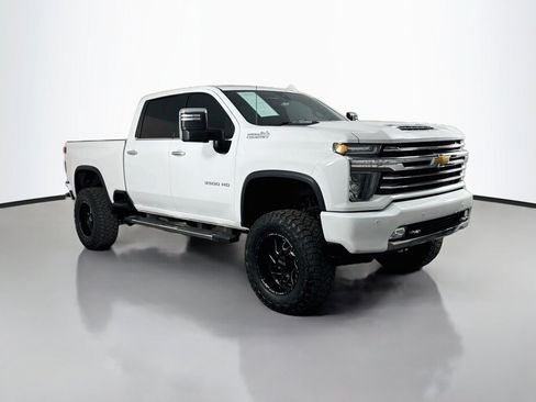 Used 2020 Chevrolet Silverado 3500 High Country w/ Z71 Off-Road Package AWD/4WD image 7