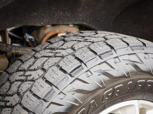 Used 2023 Chevrolet Silverado 2500 LT image 10