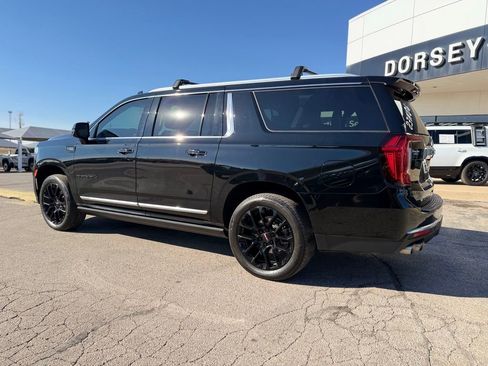 Used 2023 GMC Yukon XL Denali w/ Max Trailering Package AWD/4WD image 8