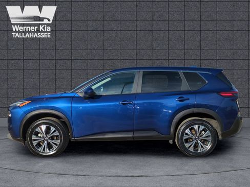 Used 2023 Nissan Rogue SV image 8