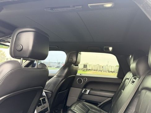 Used 2019 Land Rover Range Rover Sport HSE AWD/4WD image 15
