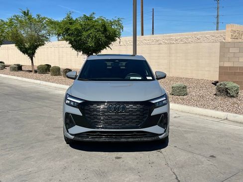 Used 2024 Audi Q4 e-tron Premium Plus w/ Premium Plus image 5