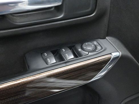 Used 2023 Chevrolet Silverado 2500 LT w/ Convenience Package image 11