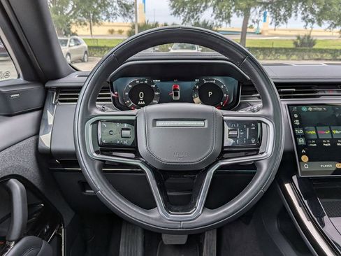 Used 2025 Land Rover Range Rover Sport SE image 10