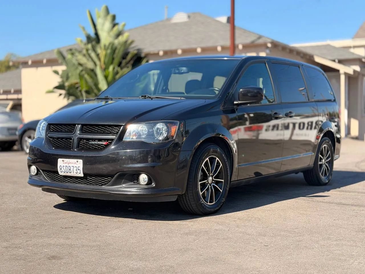 Used 2018 Dodge Grand Caravan GT FWD image 4