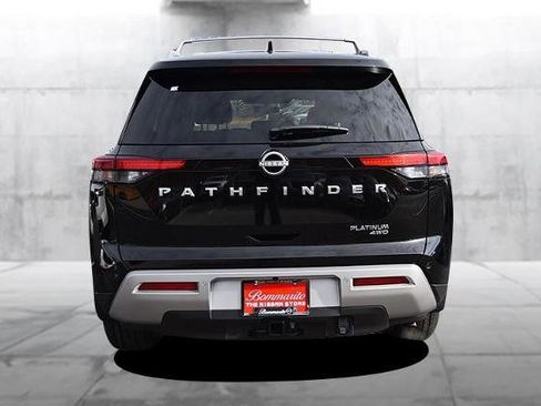 New 2025 Nissan Pathfinder Platinum image 6