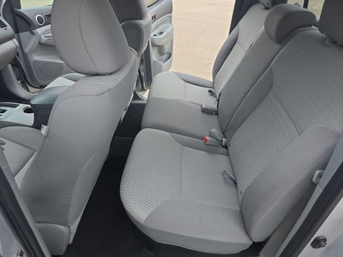 Used 2012 Toyota Tacoma 4x4 Double Cab image 14