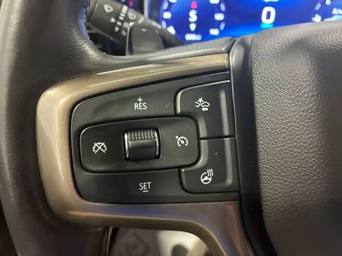 Used 2023 Chevrolet Silverado 1500 High Country w/ Technology Package AWD/4WD image 31