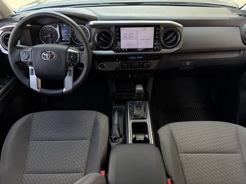 Used 2023 Toyota Tacoma SR5 RWD image 12