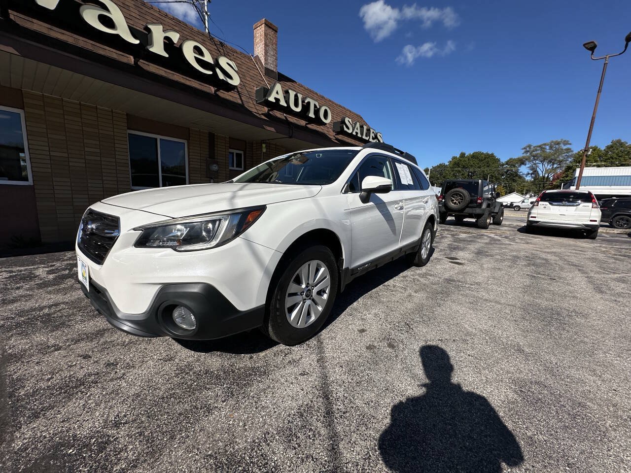Used 2019 Subaru Outback 2.5i Premium AWD/4WD image 8