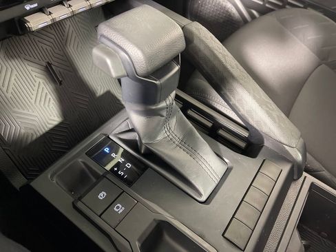 Certified 2025 Toyota Tacoma SR image 22