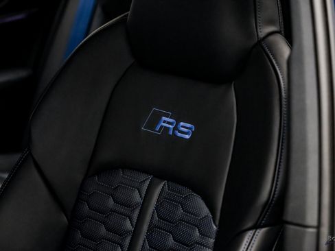 Used 2025 Audi RS 6 performance image 38
