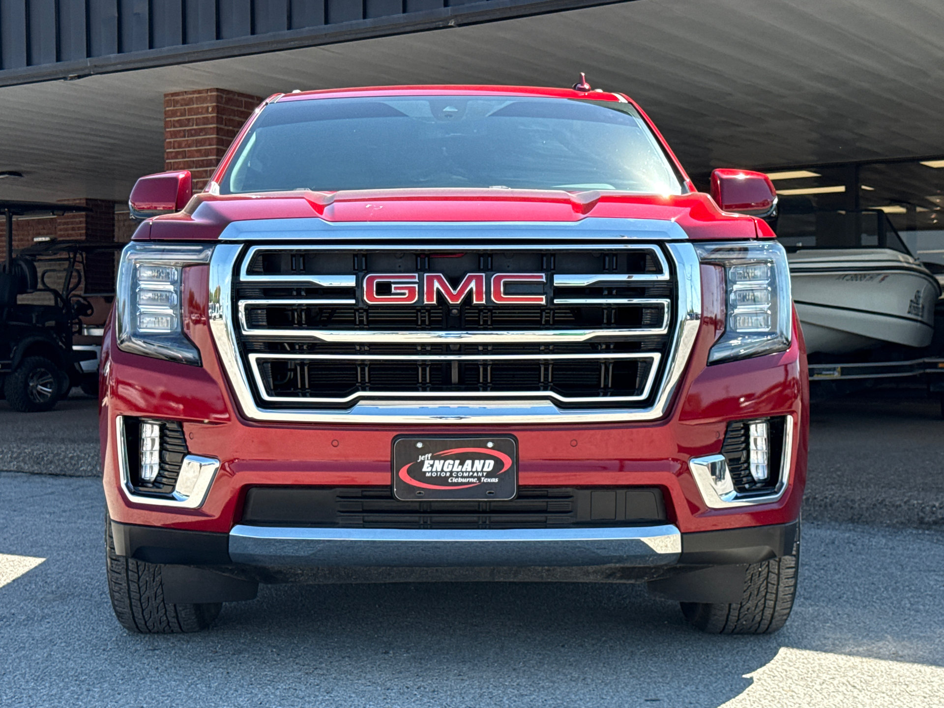 Used 2022 GMC Yukon SLT w/ SLT Luxury Package RWD image 2