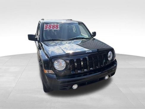 Used 2017 Jeep Patriot Sport w/ Power Value Group FWD image 30
