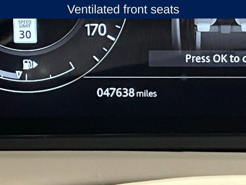 Used 2018 Land Rover Range Rover Velar R-Dynamic HSE image 23