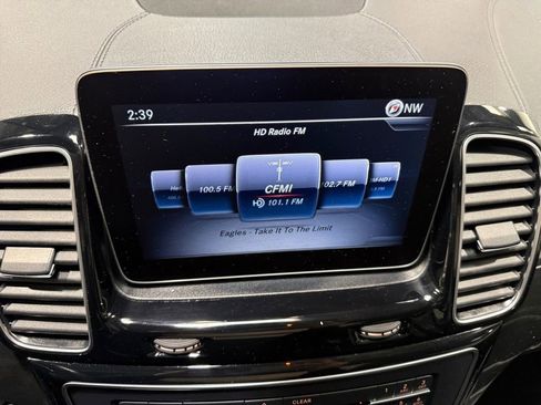 Used 2018 Mercedes-Benz GLS 550 4MATIC image 32