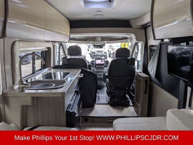 Used 2022 RAM ProMaster 3500 w/ Premium R/V Group FWD image 21