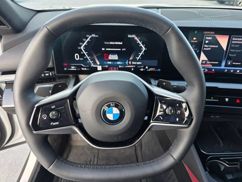 Certified 2025 BMW 530i RWD image 17