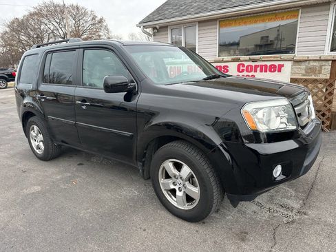 Used 2011 Honda Pilot EX image 2