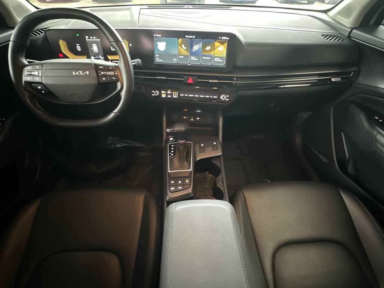 Used 2026 Kia Sportage EX FWD image 24