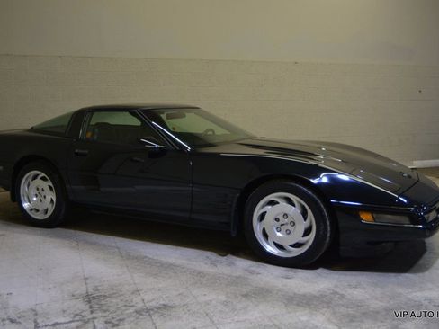 Used 1994 Chevrolet Corvette Coupe image 17