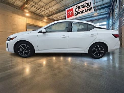 Used 2024 Nissan Sentra SV FWD image 3
