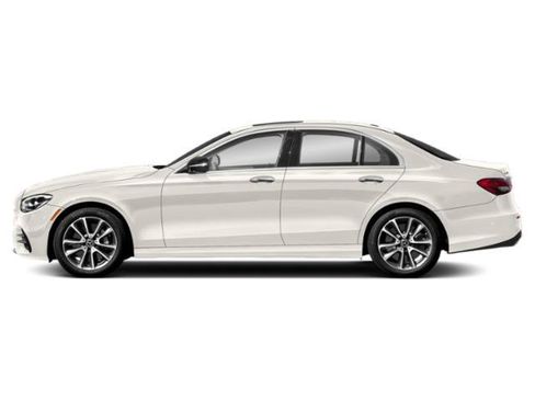 Used 2022 Mercedes-Benz E 450 4MATIC Sedan image 3