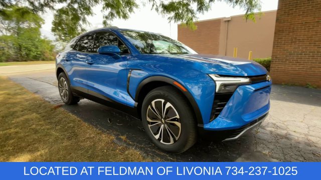 Used 2024 Chevrolet Blazer EV LT AWD/4WD image 2