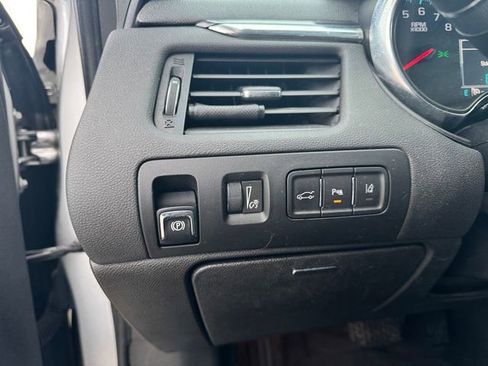Used 2016 Chevrolet Impala LTZ image 21