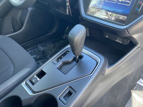 Used 2025 Subaru Impreza 2.0i image 16