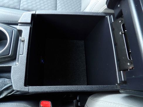 Used 2021 Toyota Tacoma SR image 25