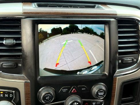 Used 2015 RAM 1500 Laramie w/ Convenience Group image 19