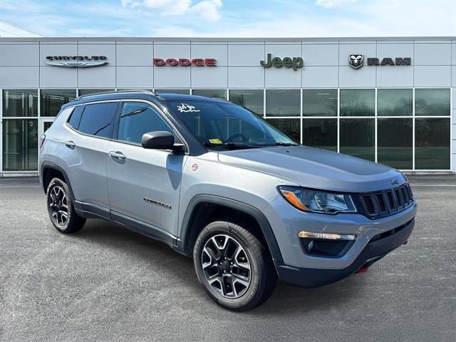 Certified 2019 Jeep Compass Trailhawk AWD/4WD image 1