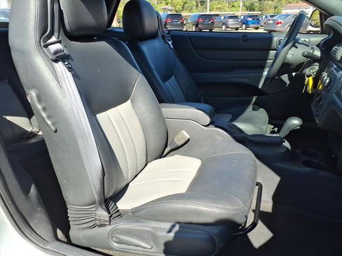 Used 2006 Chrysler Sebring GTC w/ Security Group image 7
