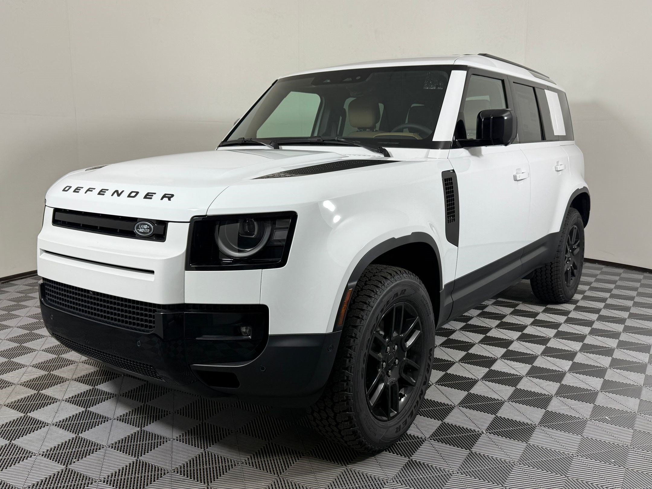 New 2026 Land Rover Defender 110 S AWD/4WD image 1